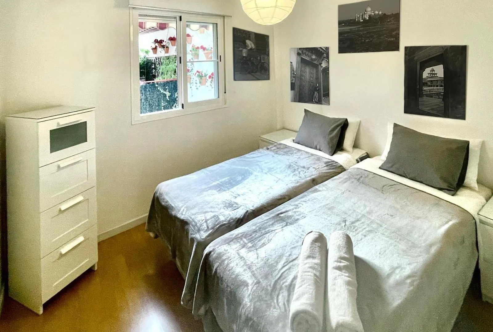 Maravilloso Apartamento Centrico De 70M2, Jardin Propio 40M2 Con Piscina Para Ninos Y Parking Opcional Málaga